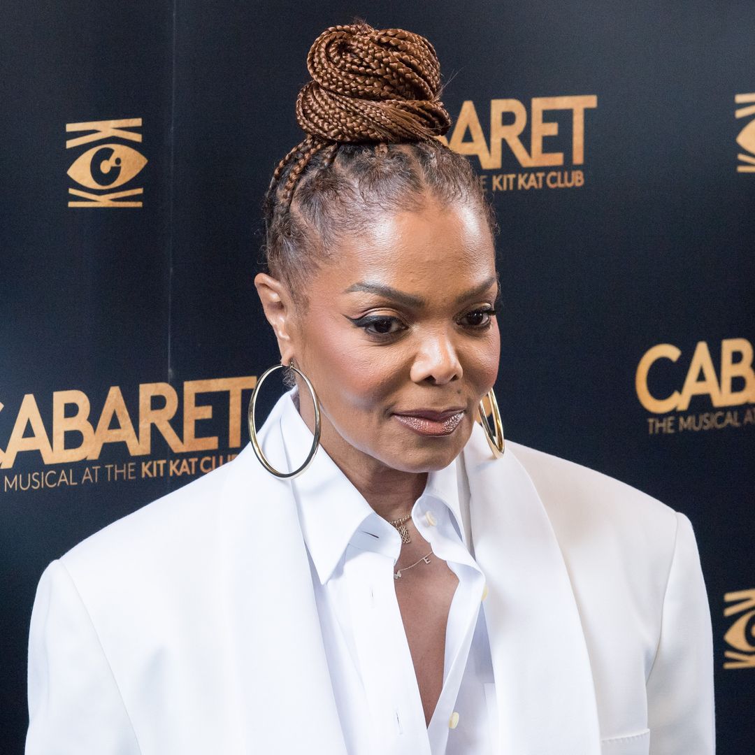 Janet Jackson makes rare public show of support for brothers months after family death