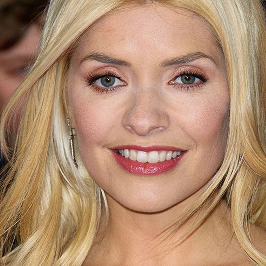 Holly Willoughby is dressed to FRILL in high-street dress!