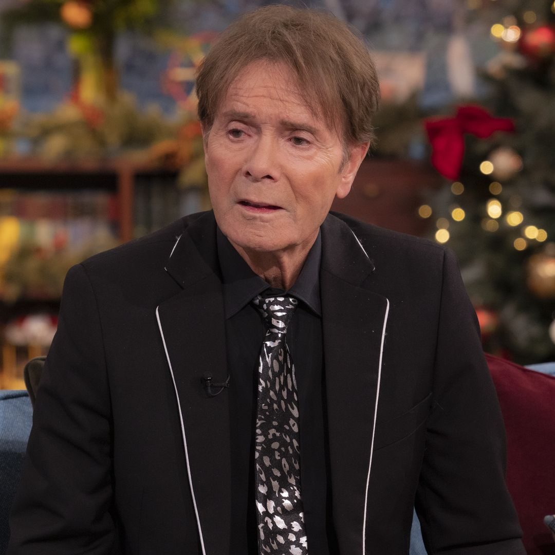 Sir Cliff Richard reveals prostate cancer treatment