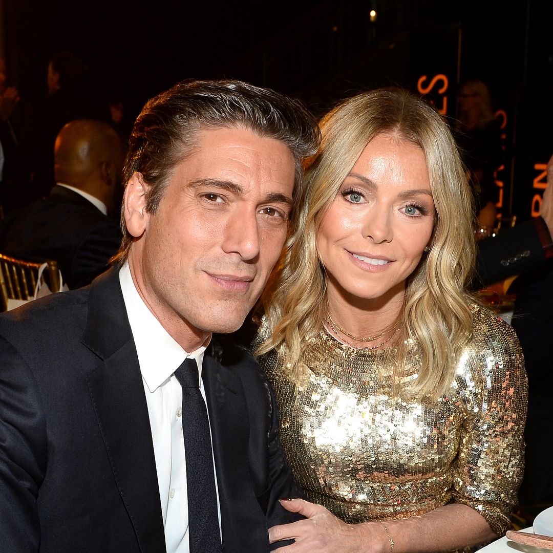 Kelly Ripa's family vacation photos spark disbelief from best friend David Muir: 'This is nuts'