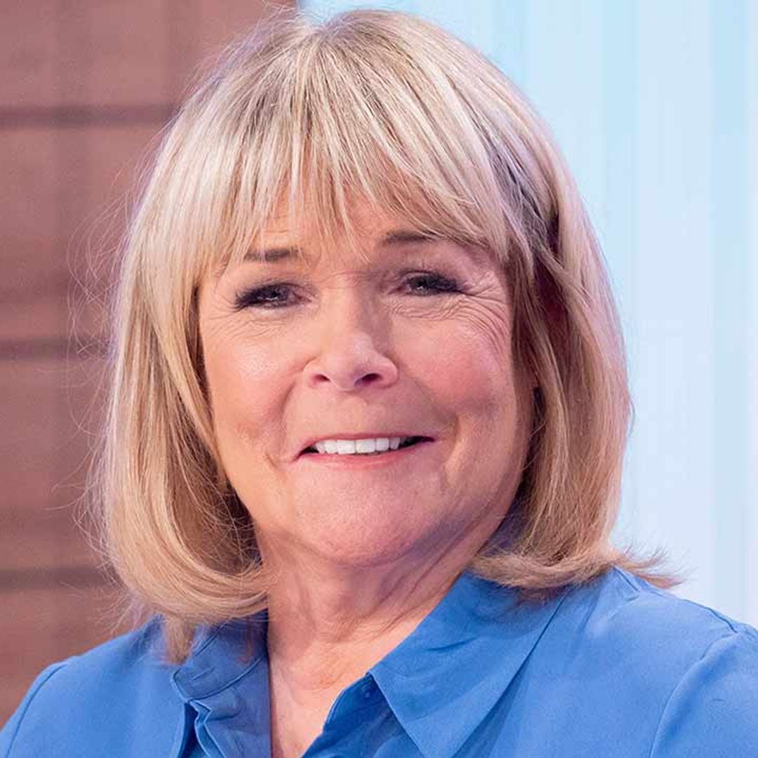 Linda Robson's colourful dining room features bold Loose Women tribute
