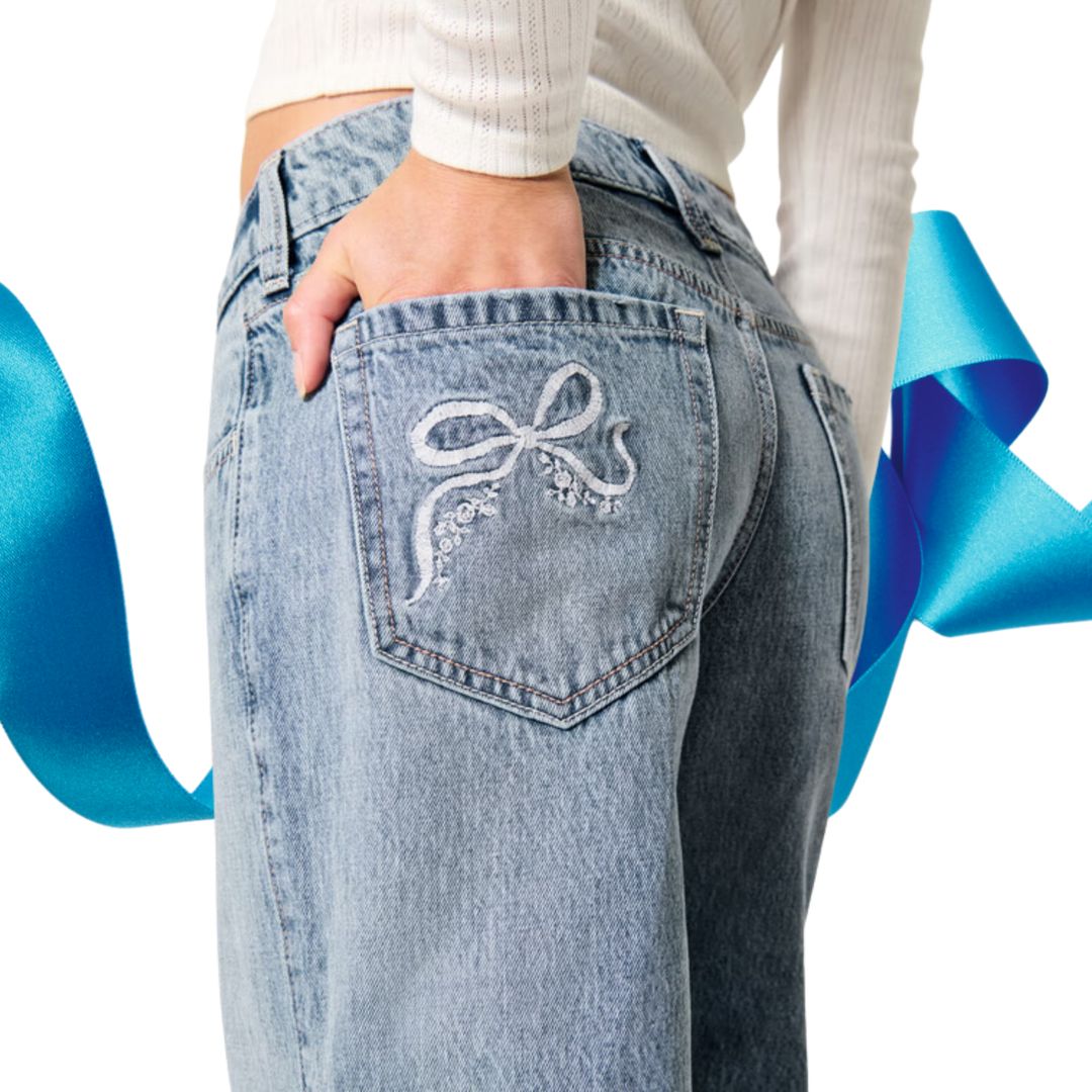 These 'bow jeans' from Hollister are going viral