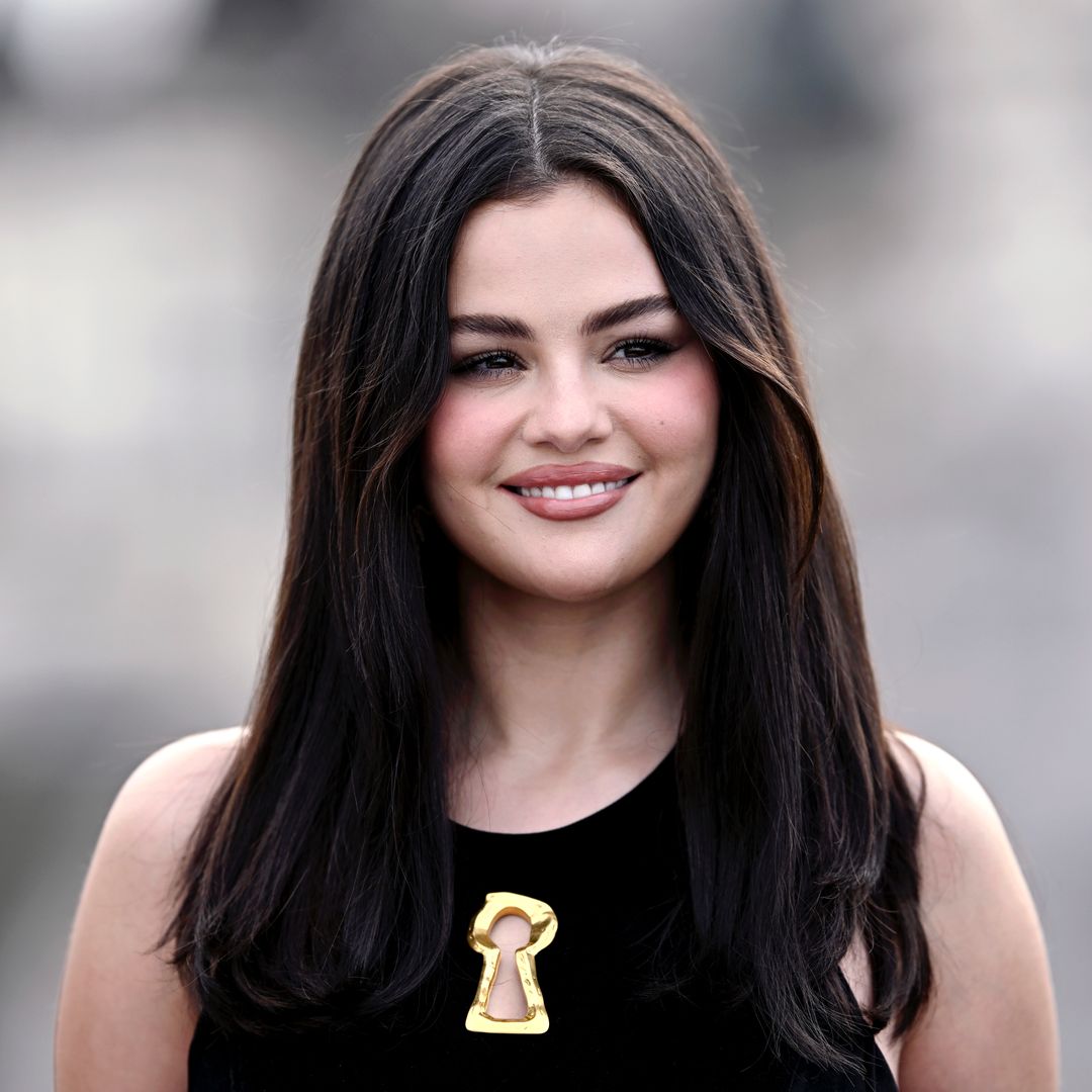 Selena Gomez stuns in fitted Schiaparelli gown