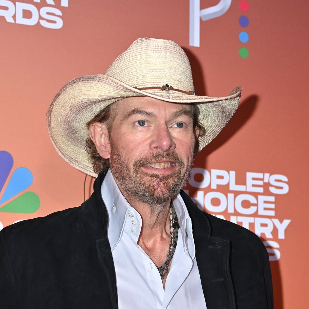 Toby Keith's family in photos - from his rarely-seen 3 children to his wife