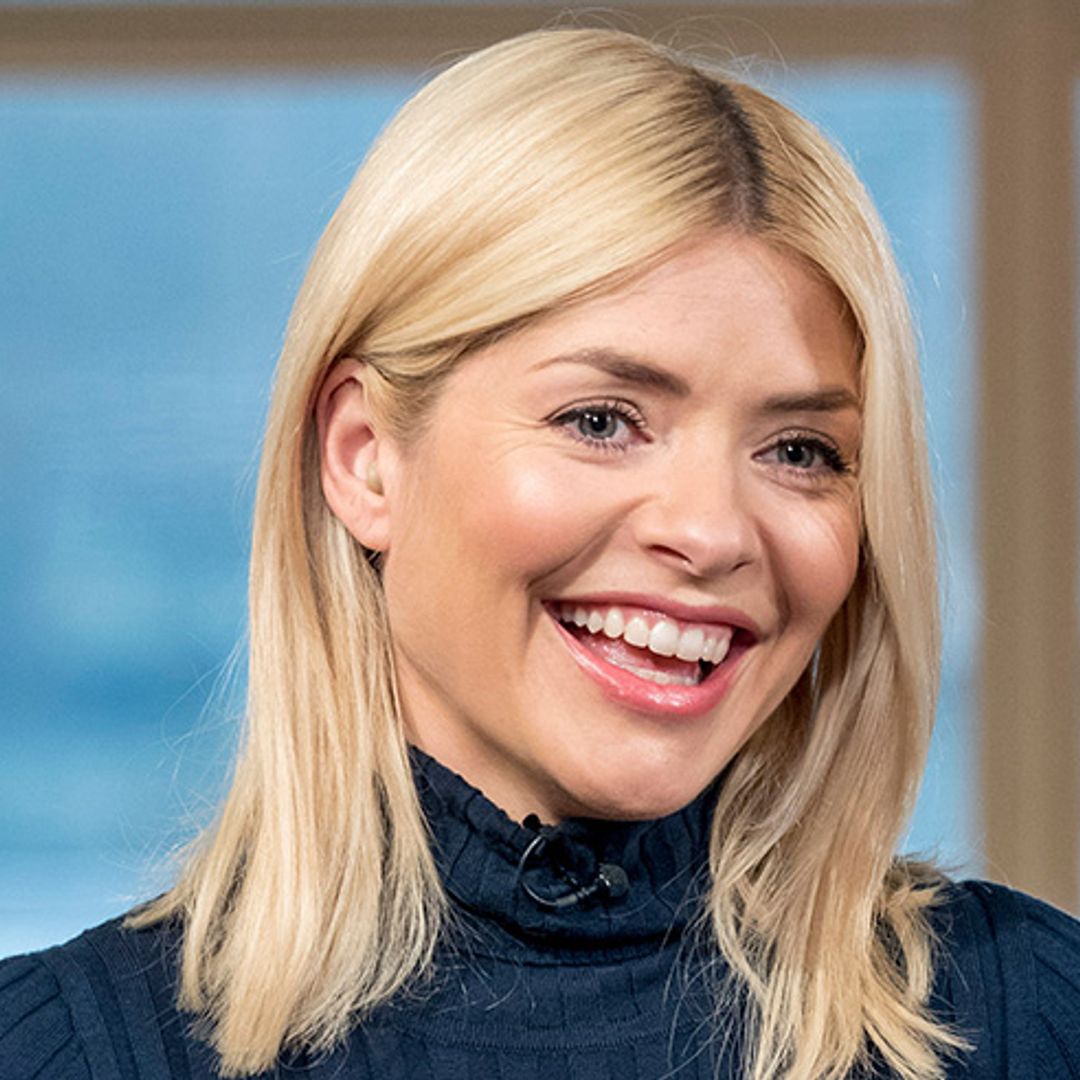 We can't stop thinking about Holly Willoughby's pastel blue trench coat