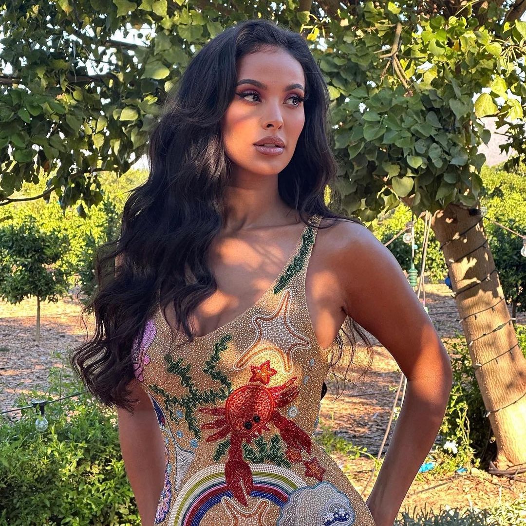 Maya Jama is a total bombshell with sensational beachy curls - get the look