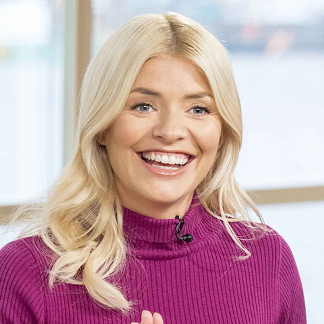 Holly Willoughby is the ultimate pink lady in £70 Whistles top!