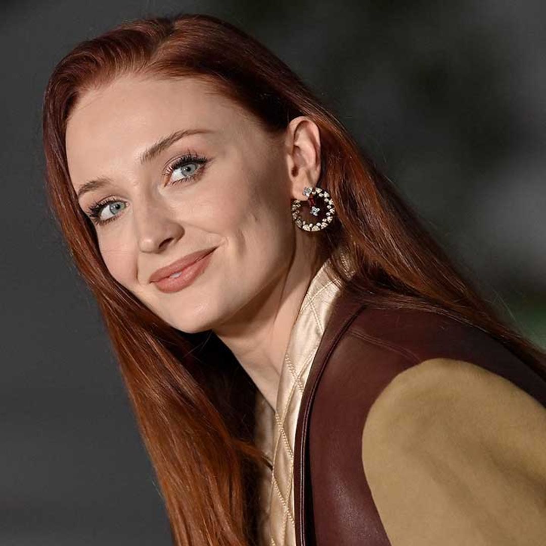 Sophie Turner mesmerises in cut-out co-ord during dreamy getaway