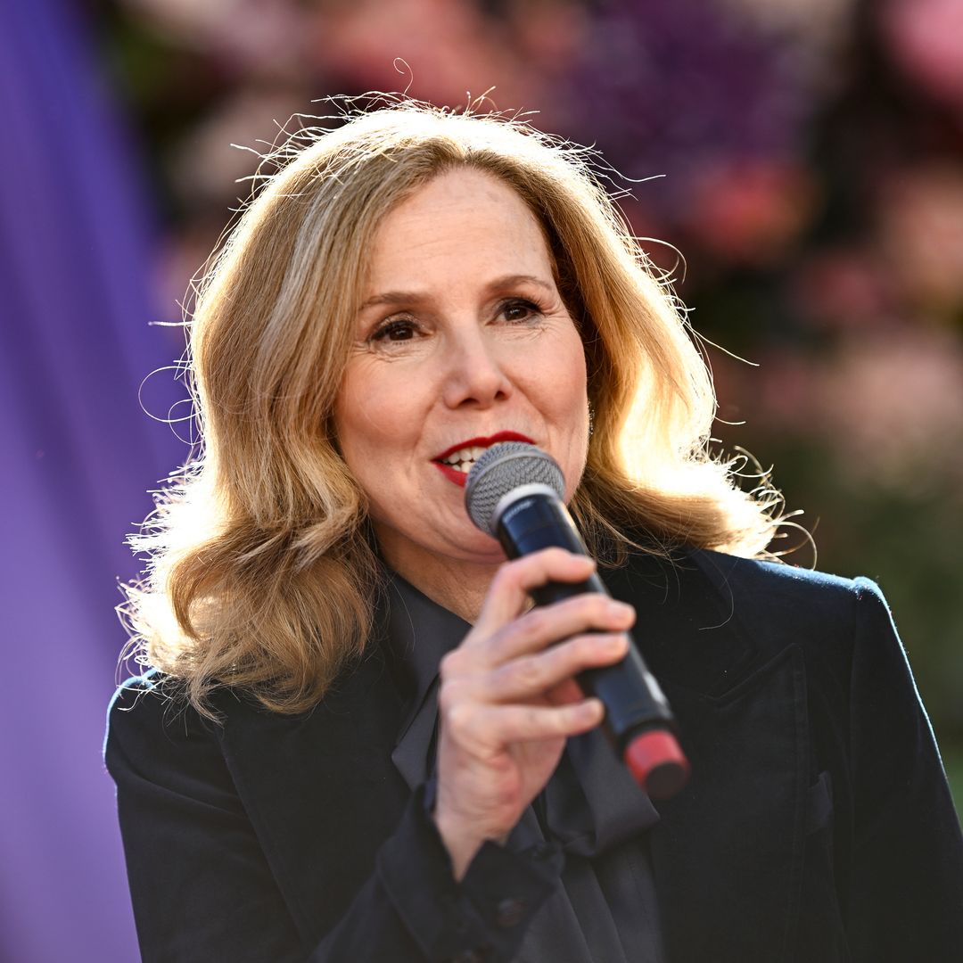 Bridget Jones star swears live on BBC at statue unveiling ceremony