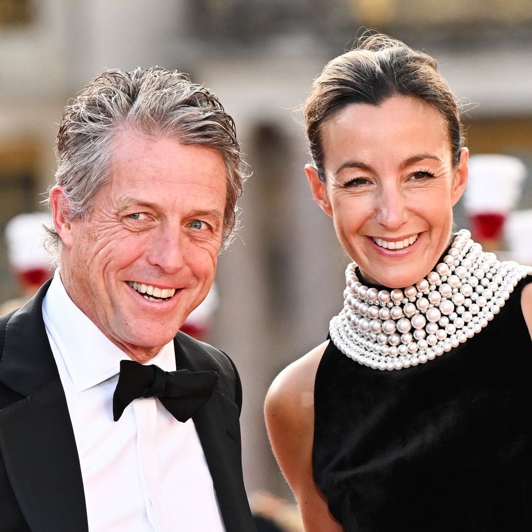 Hugh Grant makes ultra-rare appearance with glamorous wife Anna ...