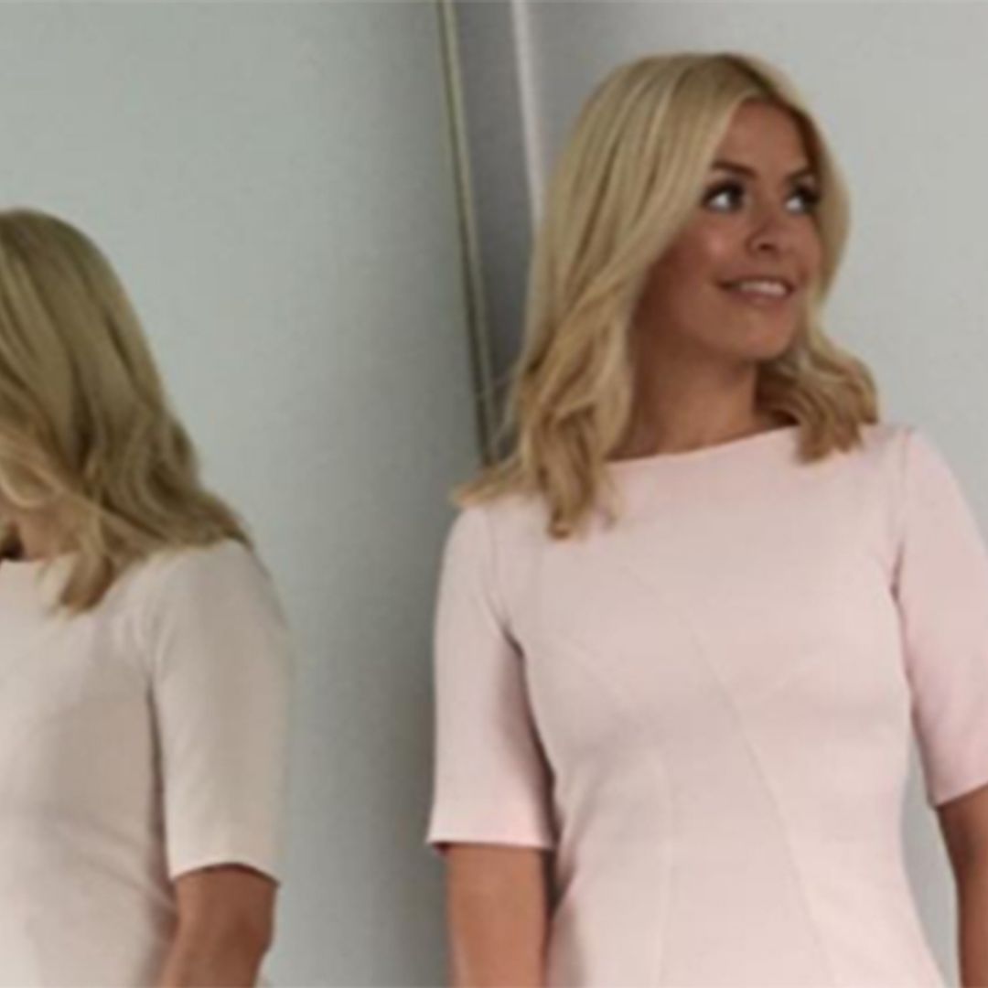Holly Willoughby shows off tan as she returns to This Morning
