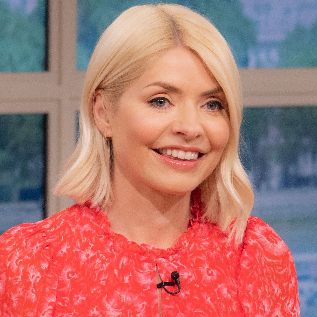 Holly Willoughby wows in figure-skimming summer dress amid This Morning controversy