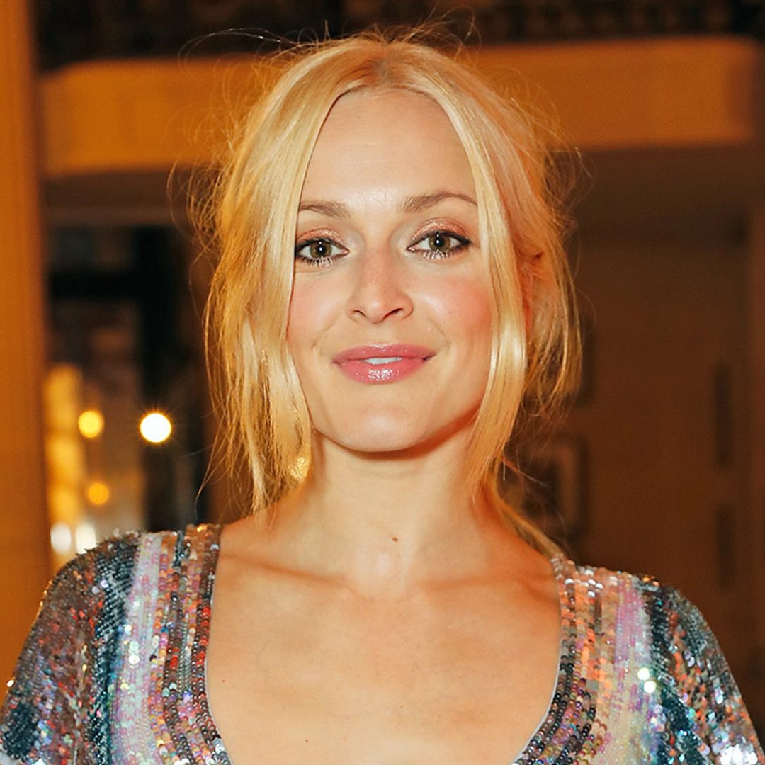 Fearne Cotton showcases beautiful living room during home workout