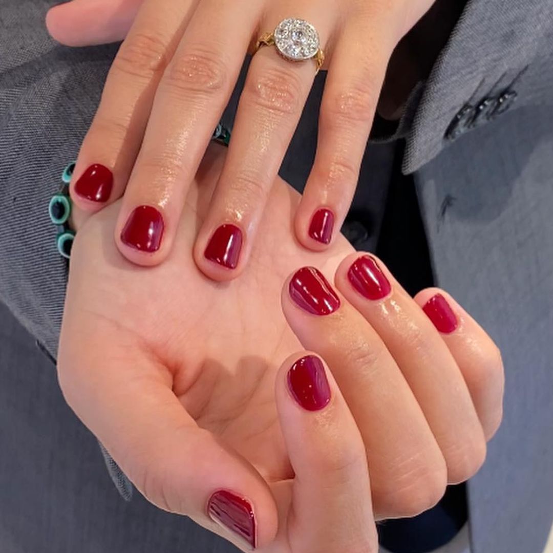 Autumn nails are back: From burnt orange to plum, the 'rich' manicures to try this season