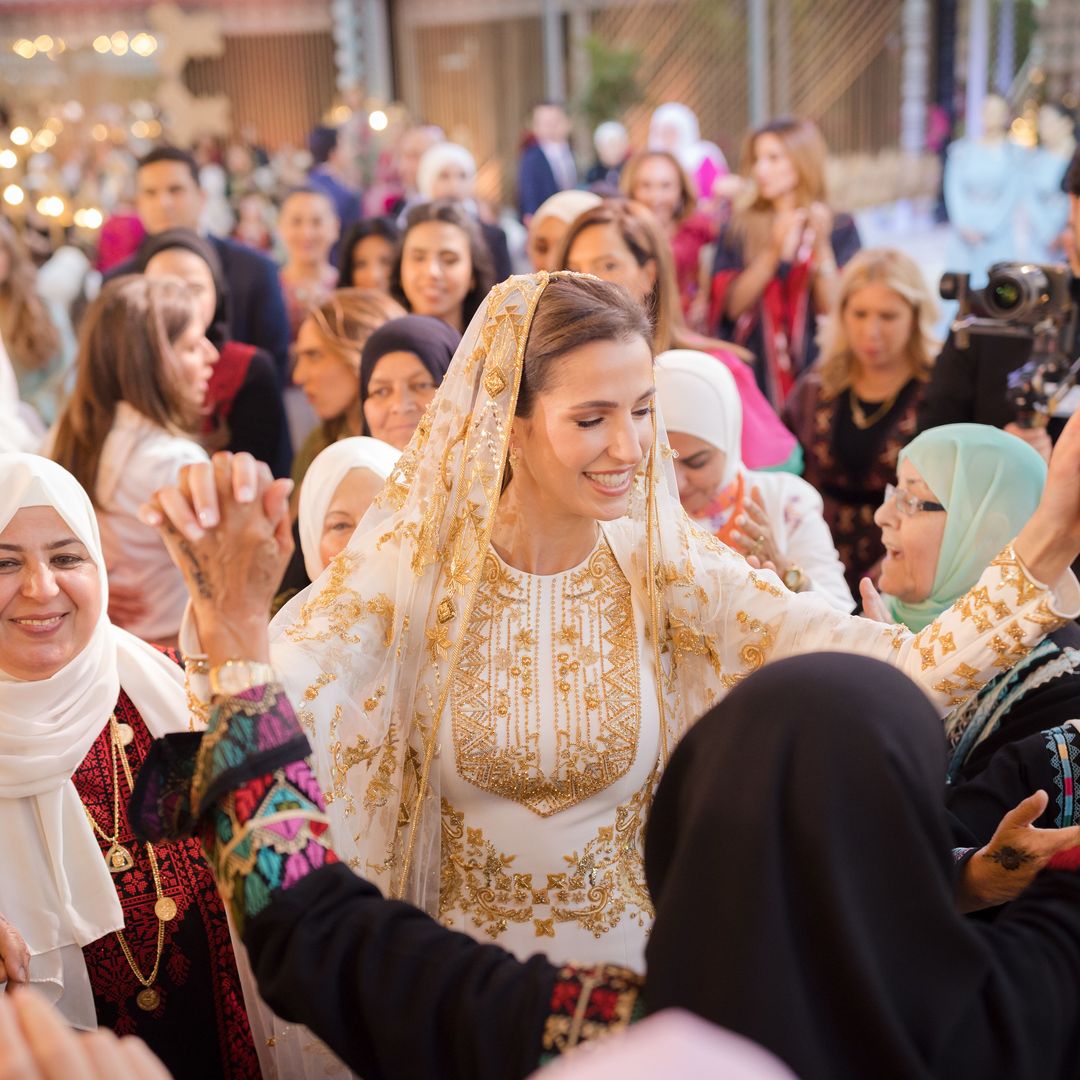 Prince Hussein's bride Rajwa's golden mermaid dress paid hidden tribute to in-laws