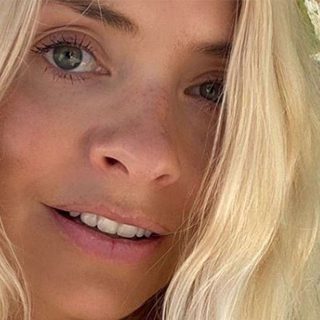 Holly Willoughby shares what could be her most magical selfie yet