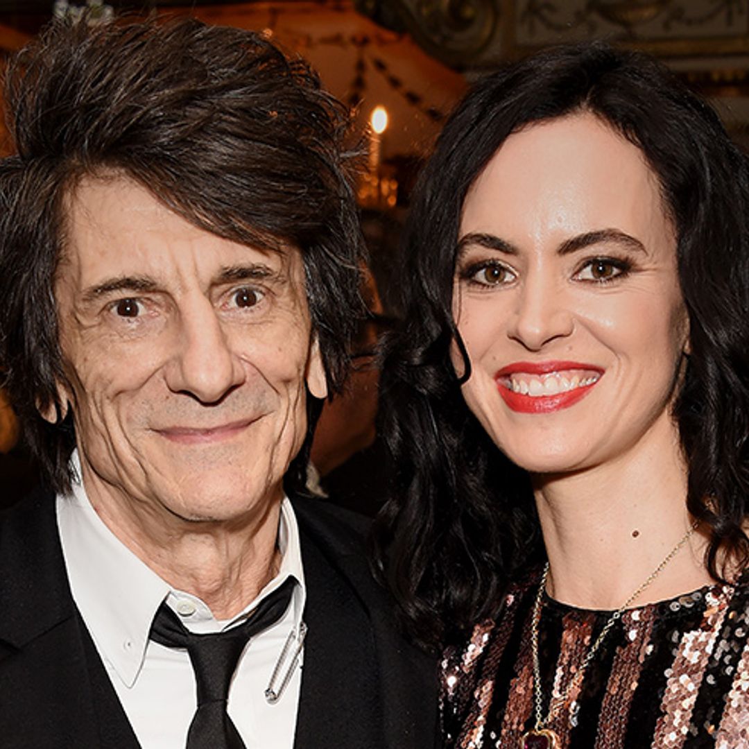 Ronnie Wood on daddy duty with his twins is the cutest photo