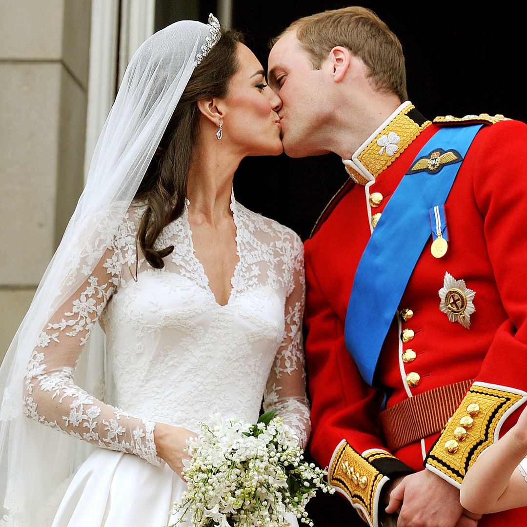 Prince William and Princess Kate's wedding anniversary photo leaves fans confused