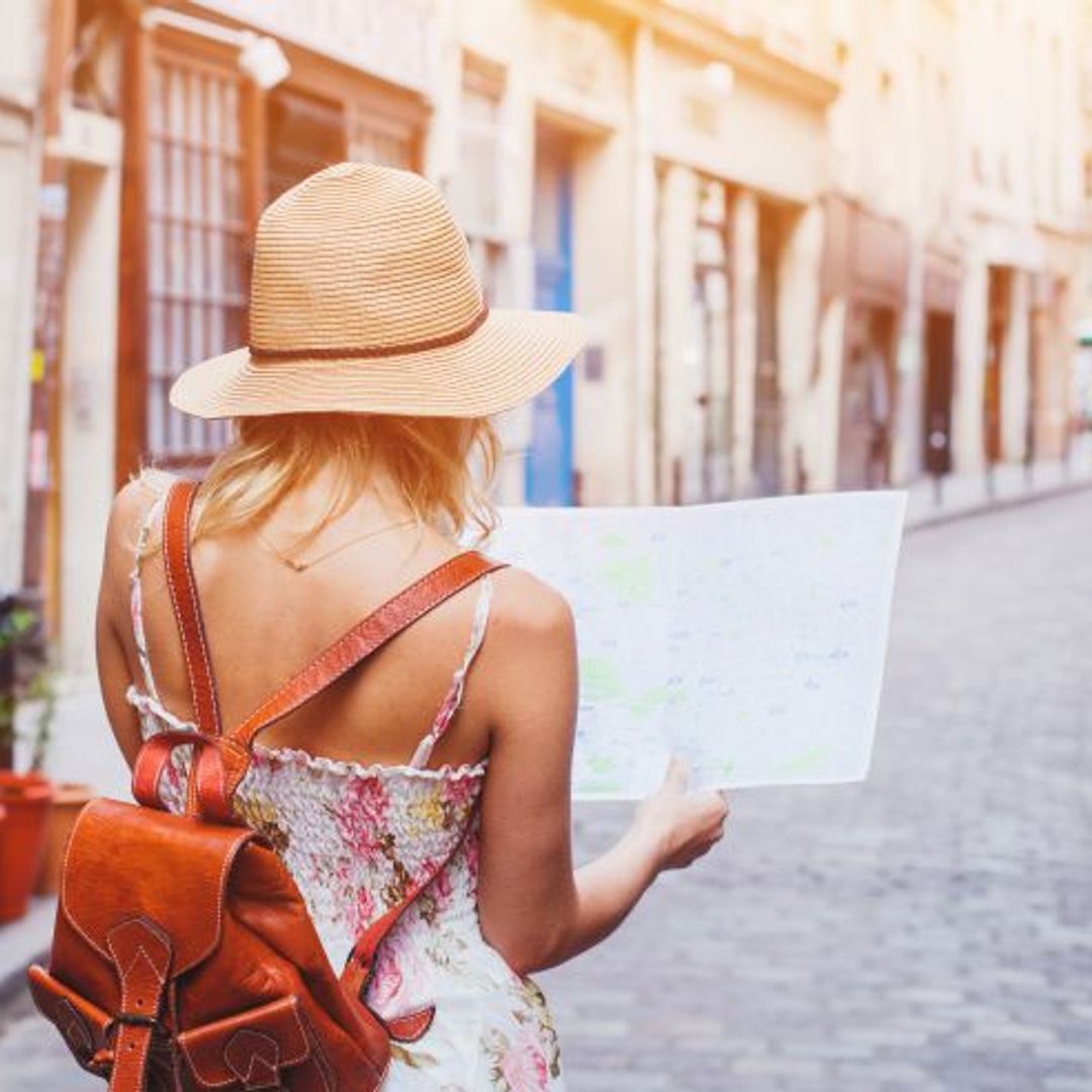 9 top tips for travelling alone