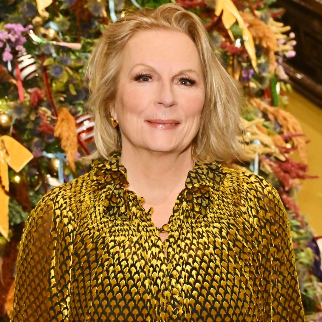 Jennifer Saunders' 3 lookalike daughters who are taking after her