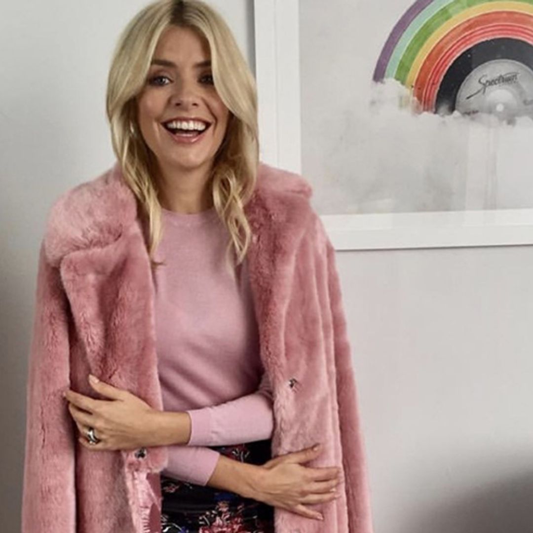 Holly Willoughby is a pink lady on This Morning in Very faux fur coat!