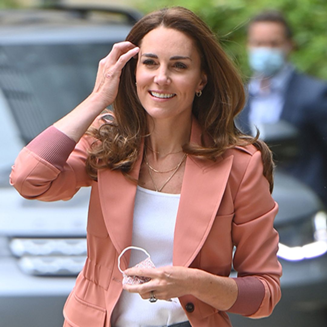 Fast Delivery To Your Door Kate Middleton Meghan Markle More Royals 