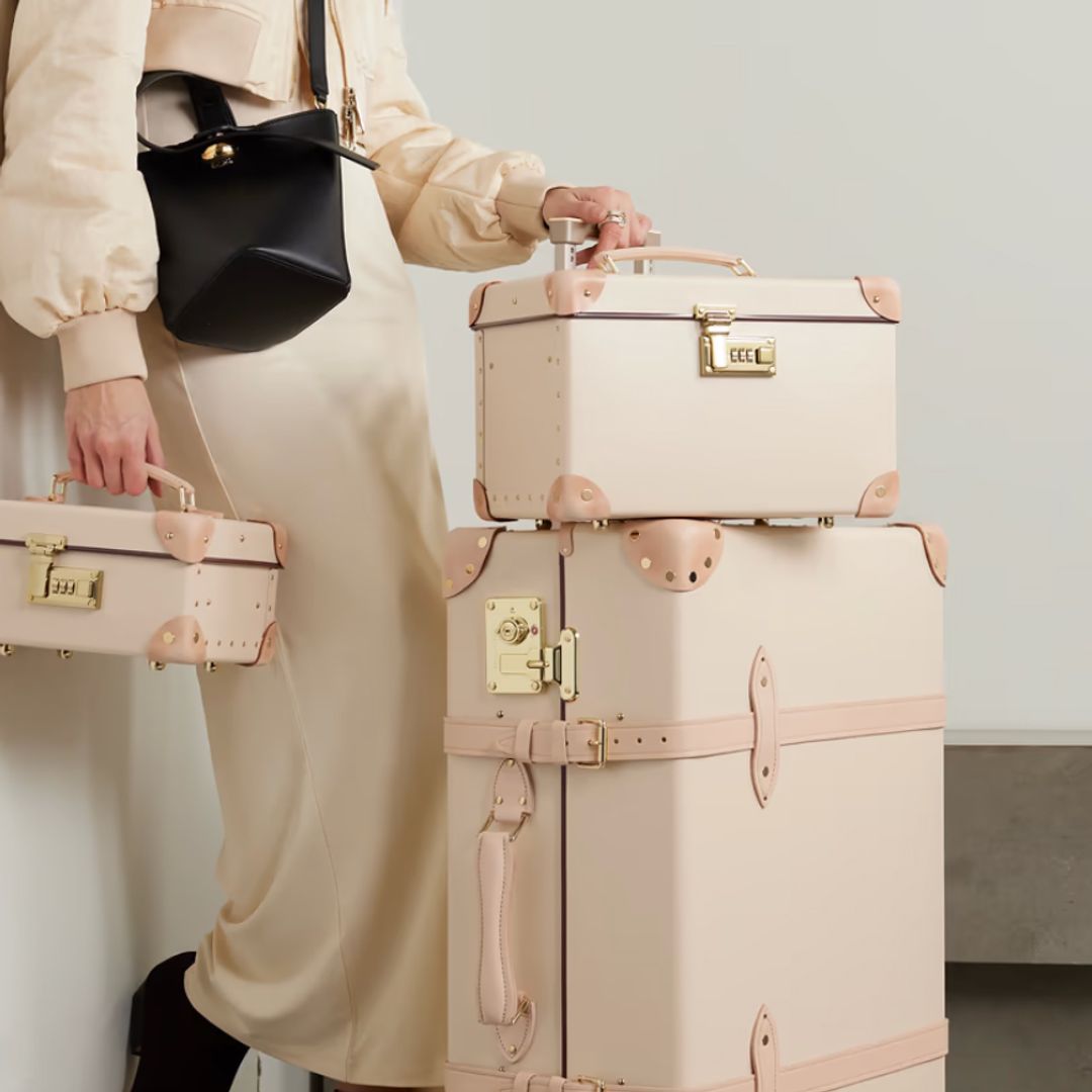 Da dopest luggage brandz n' suitcases ta invest up in fo' yo' 2024 holiday