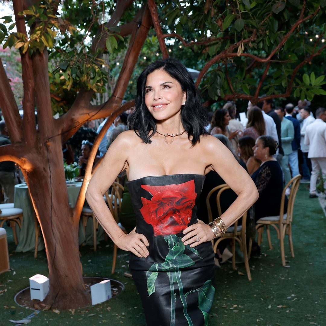 Jeff Bezos' fiancée Lauren Sanchez looks radiant in $3,500 dress  at star-studded gala in Los Angeles