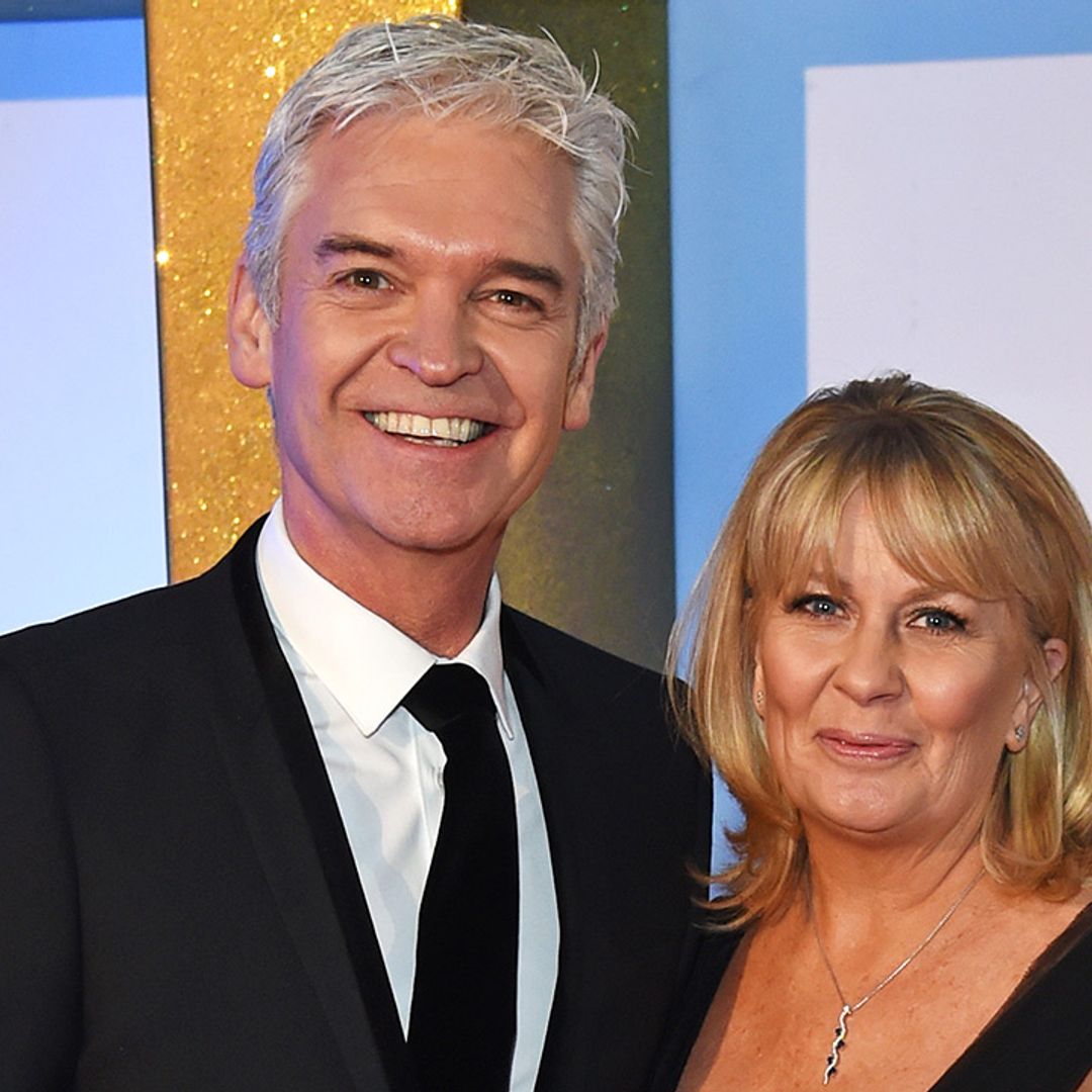 Phillip Schofield pictured with huge bunch of flowers on 28th wedding anniversary