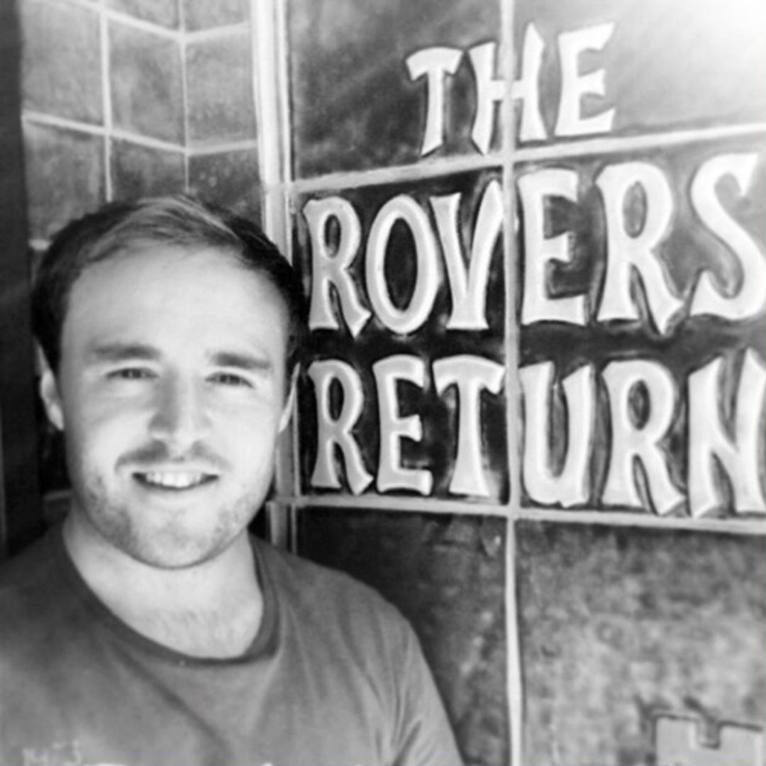 Coronation Street stars film final scenes on old set