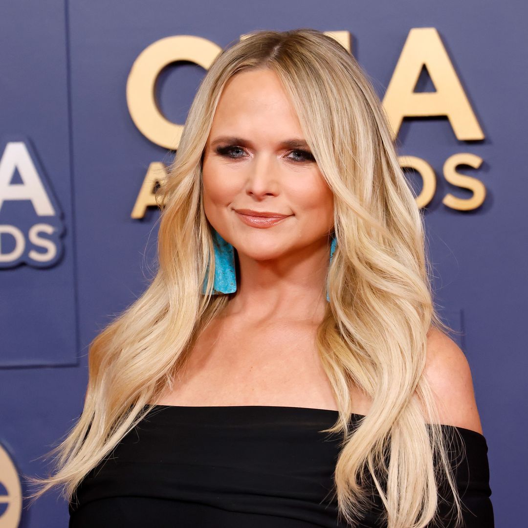 Miranda Lambert's wild new look has fans saying the same thing