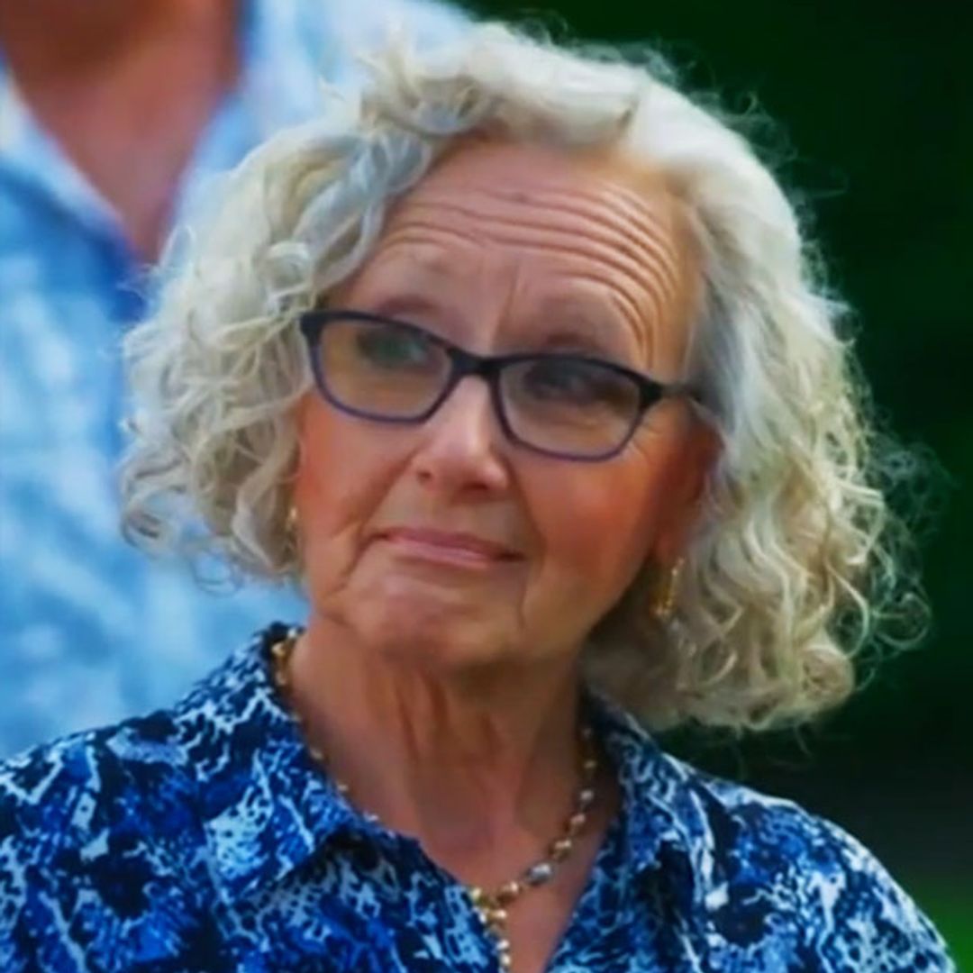 Antiques Roadshow reveals astonishing value of £1 car boot brooch