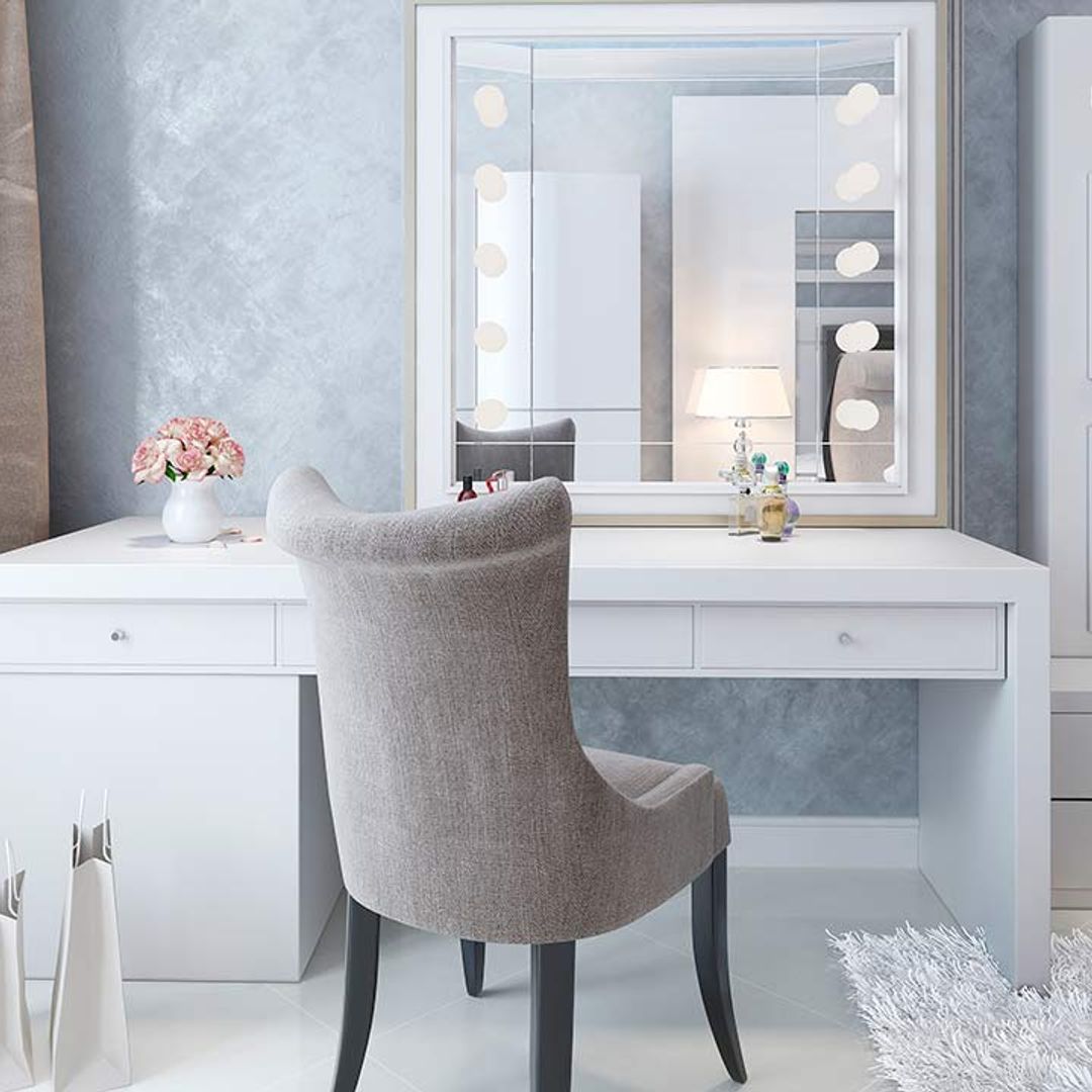 Dressing table with chair hot sale