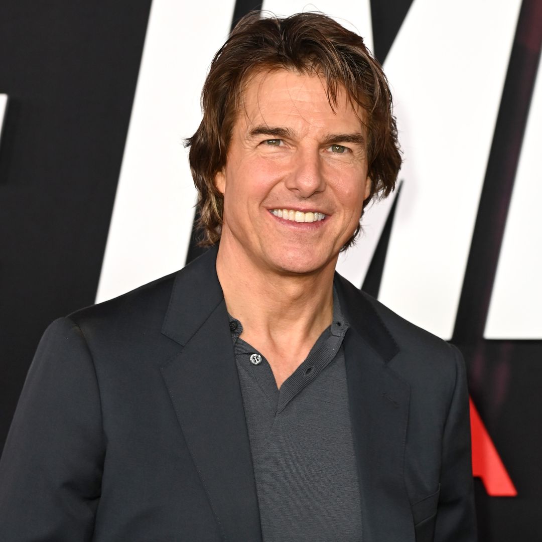 Tom Cruise supported by son Connor and sister Lee Ann in New York - photos