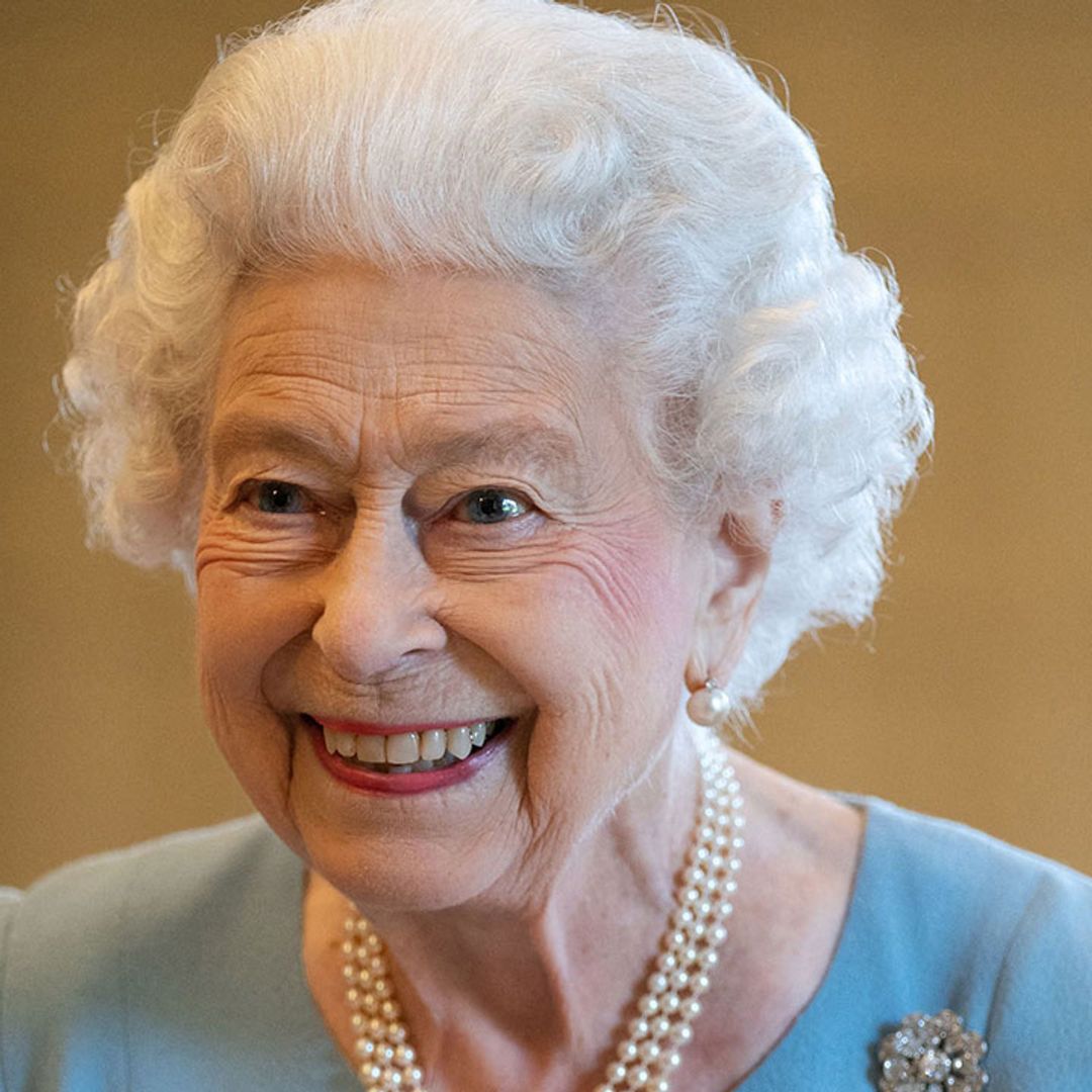 The Queen cycles around Sandringham in incredible wartime family photo