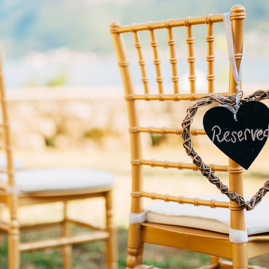 13 heartfelt ways to pay tribute to a missing loved one at your wedding