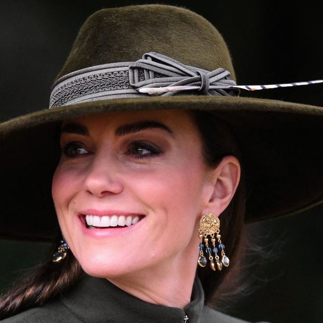 Princess Kate goes for a radically different aesthetic than her traditional Christmas look