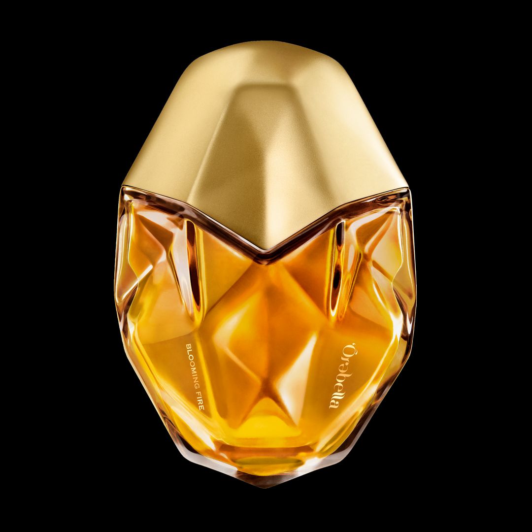 Blooming fire perfume 