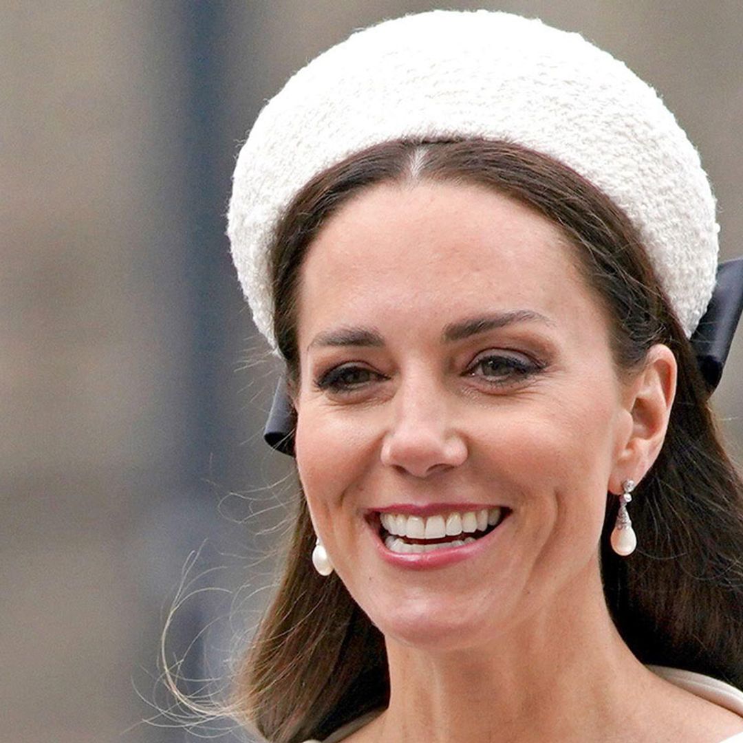 Kate Middleton wows during unplanned appearance for Anzac Day - wait 'til you see the back of her outfit