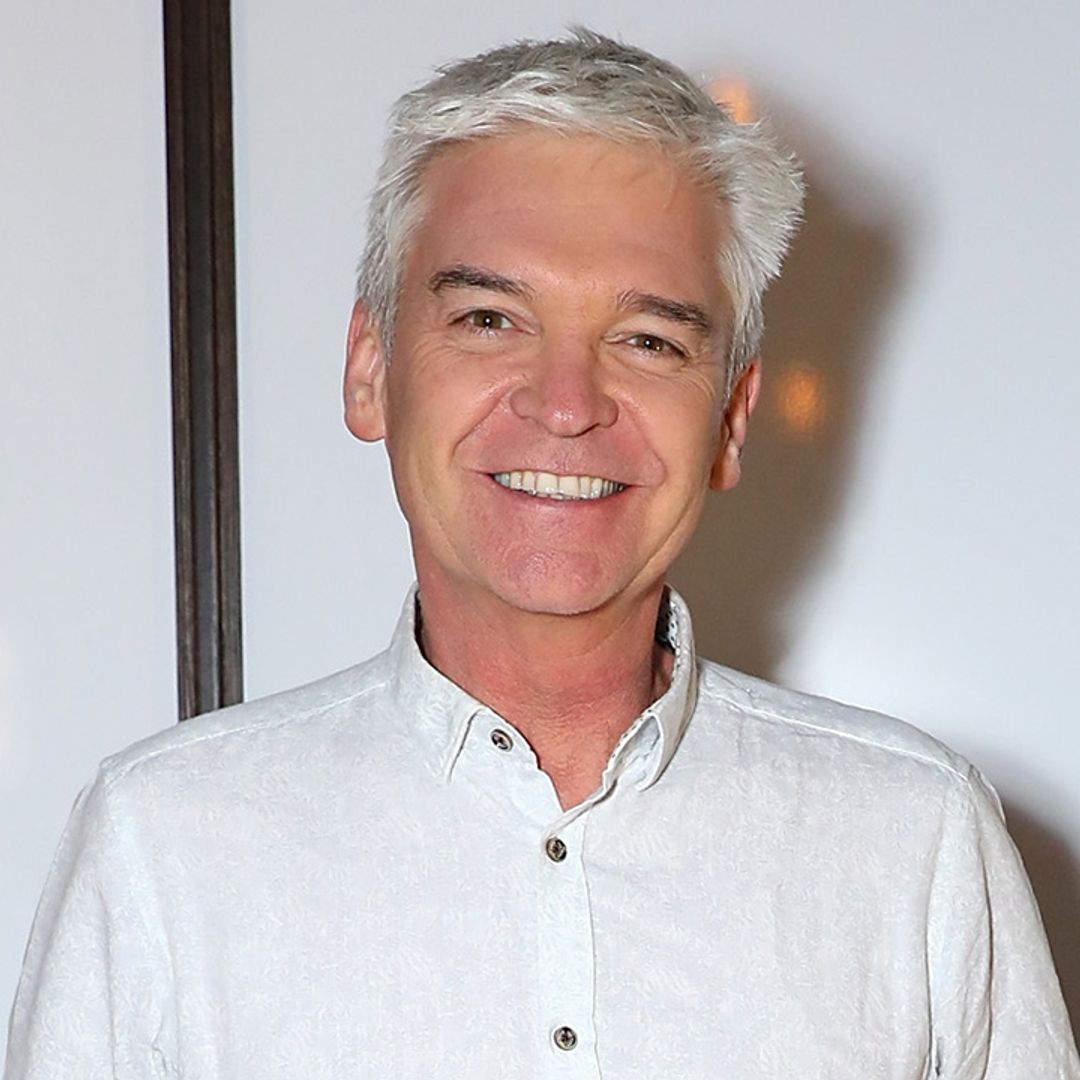 Dancing on Ice host Phillip Schofield forced to apologise live on air