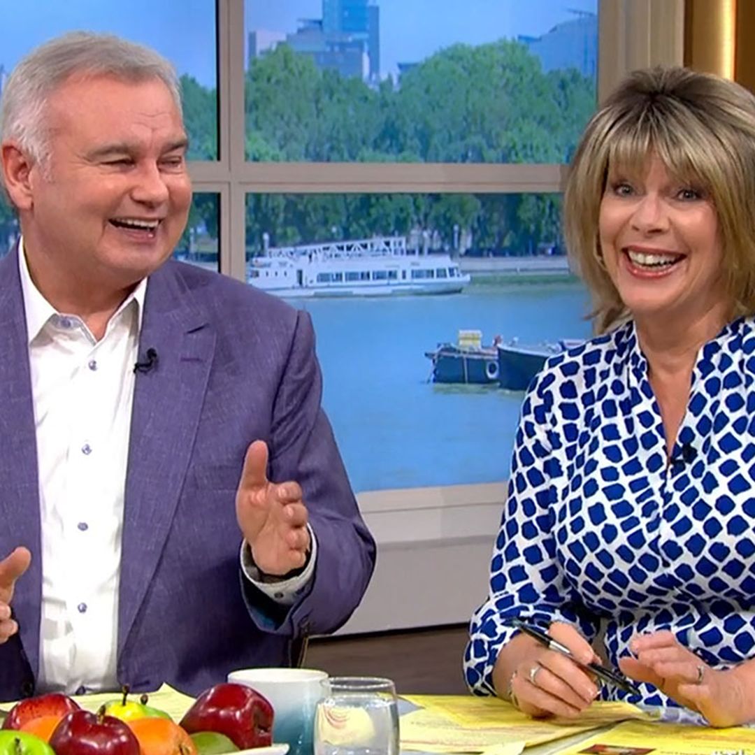 Fans say Eamonn Holmes looks years younger after lockdown haircut