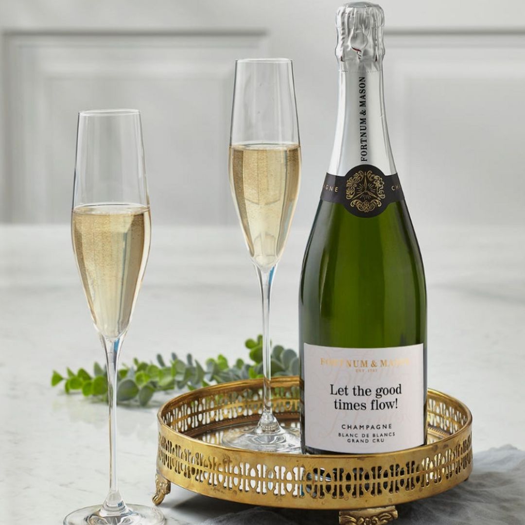 Best wedding gifts for couples getting married in 2023