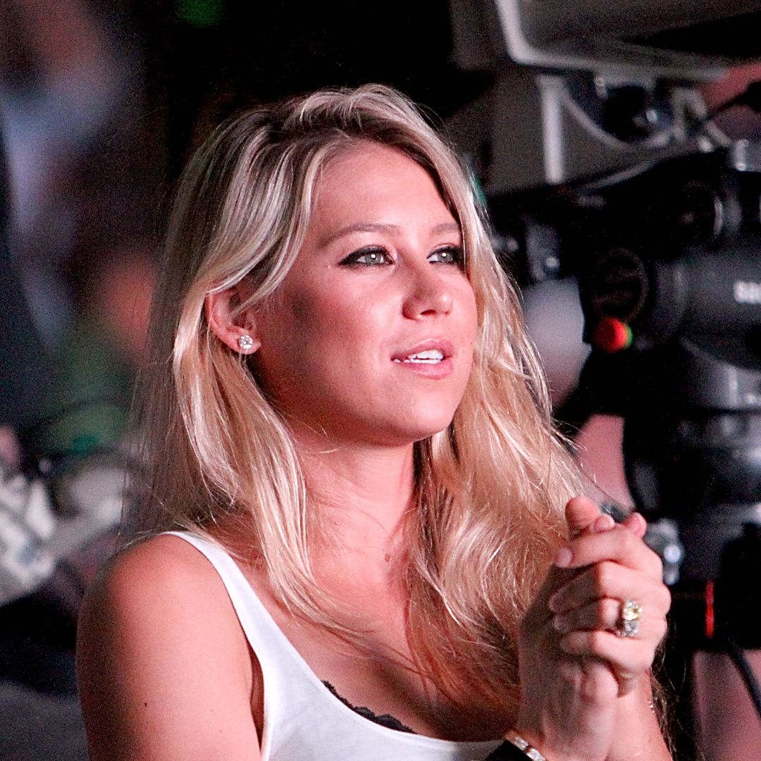Anna Kournikova makes super rare appearance as fans continue to send well wishes