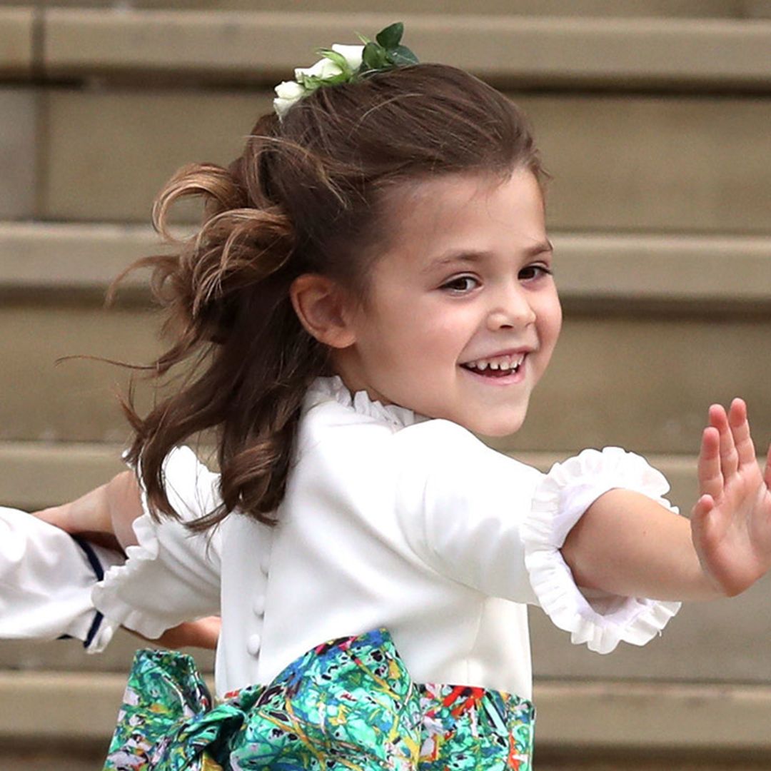 Robbie Williams's daughter stuns fans as she sings a sweet lullaby for mum
