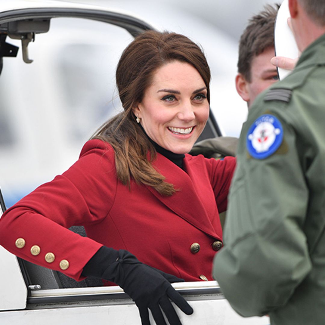 Kate told she's a 'natural' as she tries out flight simulator