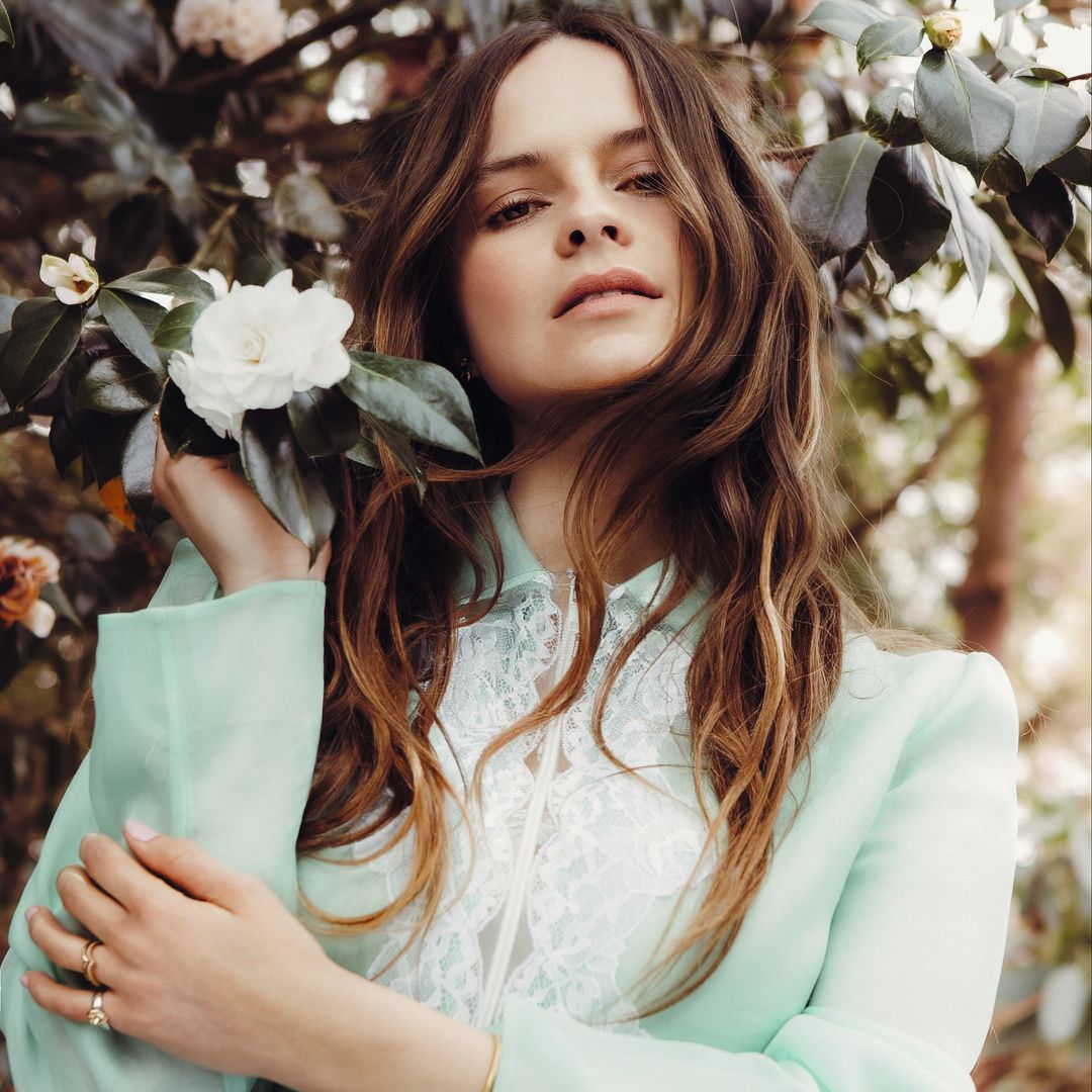 Gabrielle Aplin on how nature and Glastonbury inspire her music