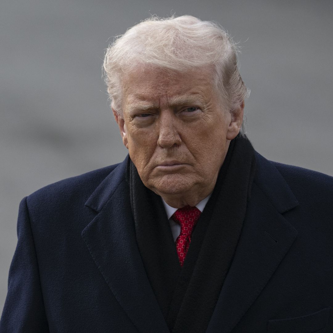 President Trump tells fans he is 'alone' in the war room and 'needs money' in new message