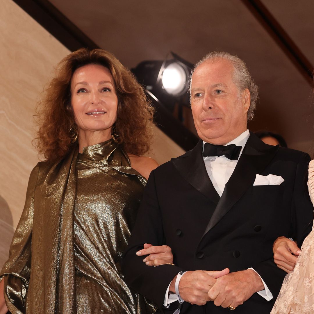 Earl of Snowdon proves romance with Isabelle de La Bruyere is going strong