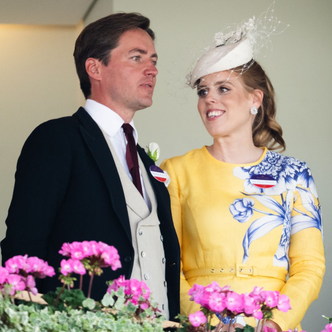 Princess Beatrice's kiss with Edoardo Mapelli Mozzi caught on camera
