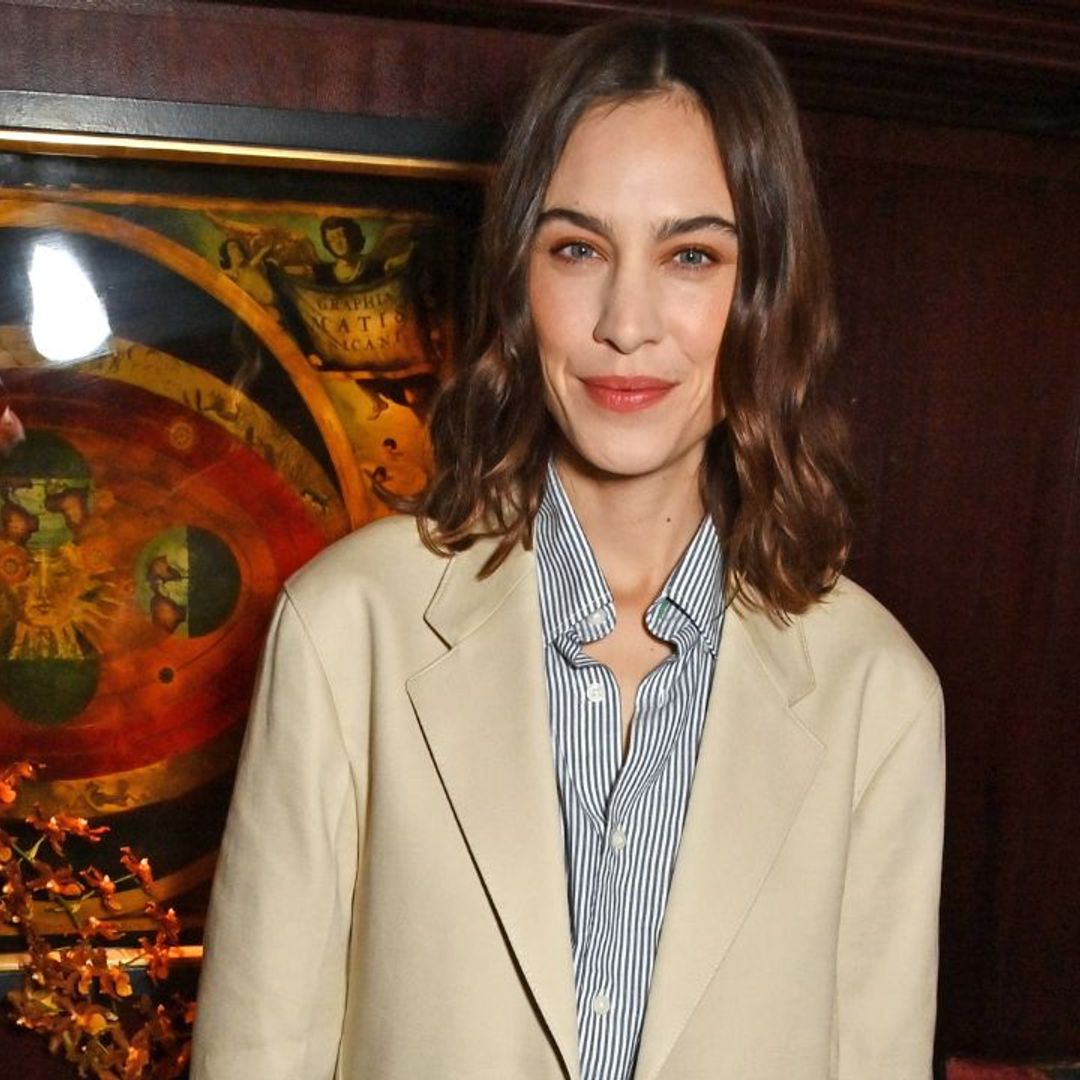 Alexa Chung's latest outfit just served coastal grandmother